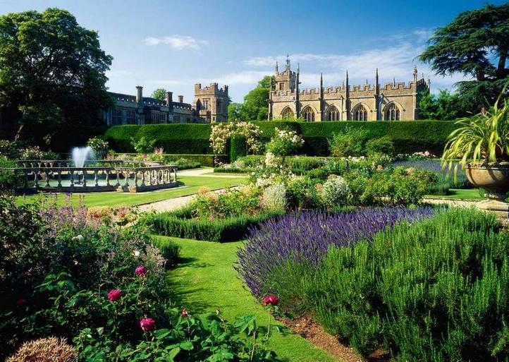 Ravensburger - Beautiful Gardens - Sudeley Garden - 1000 Piece Jigsaw Puzzle